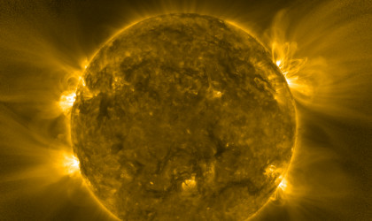 Το Solar Orbiter τράβηξε κοντινές θεαματικές φωτογραφίες του Ήλιου και αποκάλυψε έναν «ηλιακό σκαντζόχοιρο»