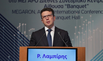 Λαμπίρης: Κατά 60% περισσότερες πτήσεις από ΗΠΑ και 13% από Ηνωμένο Βασίλειο στην Αθήνα σε σχέση με το 2019