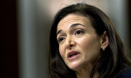 Τι σημαίνει για τη Wall Street η αποχώρηση της Sandberg από το Facebook