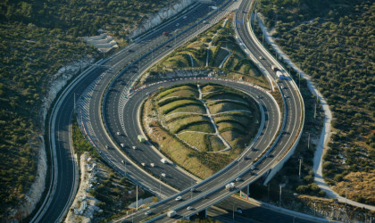 ΤΑΙΠΕΔ: Έξι επενδυτικά σχήματα για την Αττική Οδό