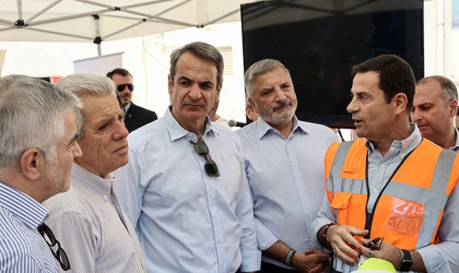 Μητσοτάκης: Η Ελλάδα αλλάζει, η οικονομία αναπτύσσεται, η ανεργία μειώνεται