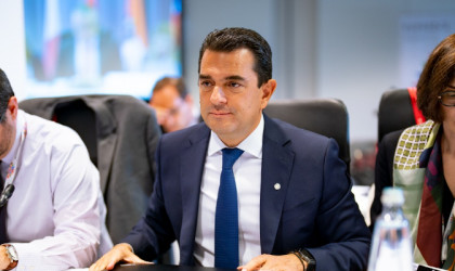 Σκρέκας:Πλαφόν στα 275 ευρώ δεν είναι στην ουσία πλαφόν - Οροφή μεταξύ 150-200 ευρώ είναι ρεαλιστική