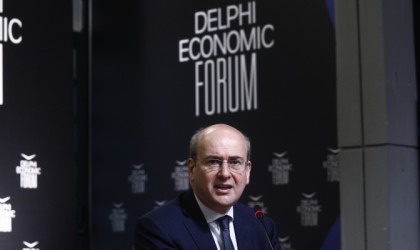 Χατζηδάκης: Η ανεργία θα υποχωρήσει στο 8% το 2027