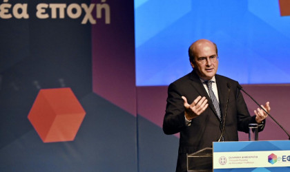 Χατζηδάκης για εκσυγχρονισμό του ΕΦΚΑ: «Καθήκον να υπερασπίζομαι τους πολλούς ανυπεράσπιστους Έλληνες»