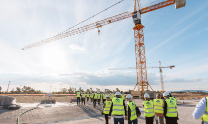 Οδ. Αθανασίου ( Lamda Development):To Ελληνικό προχωρά με πυρετώδεις ρυθμούς