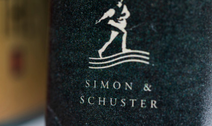 Η Paramount πωλεί τον εκδοτικό οίκο Simon & Schuster, έναν από τους 5 μεγαλύτερους των ΗΠΑ