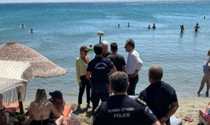 Έφοδος των αρμοδίων αρχών στις παραλίες της Τήνου -Στο αυτόφωρο ένας επιχειρηματίας 