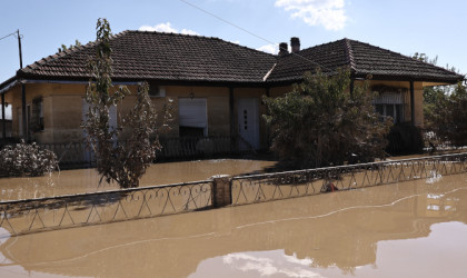 Ανοιχτή η πλατφόρμα arogi.gov.gr για τη χορήγηση ενισχύσεων για τους πληγέντες από τις πλημμύρες	