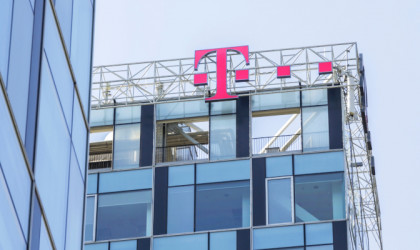 Desquared: Στρατηγική επένδυση από την Deutsche Telekom
