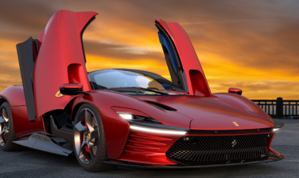 Ferrari: Οι πωλήσεις «ανέβασαν ταχύτητα» με ώθηση από ένα μοντέλο αξίας 2 εκατ. ευρώ