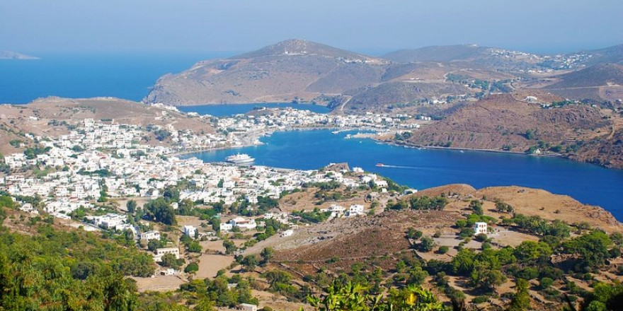 Η Πάτμος αλλάζει ριζικά - Νέα έργα υποδομών και αφιερώματα από διεθνή ΜΜΕ
