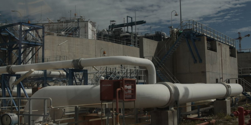 Handelsblatt: Άσκοπες δαπάνες εκατομμυρίων για LNG στην Ελλάδα