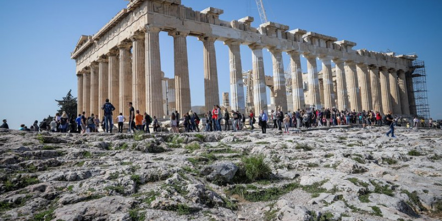 ΥΠΠΟ: Άμεσα θα φτιαχτεί το αλεξικέραυνο στην Ακρόπολη