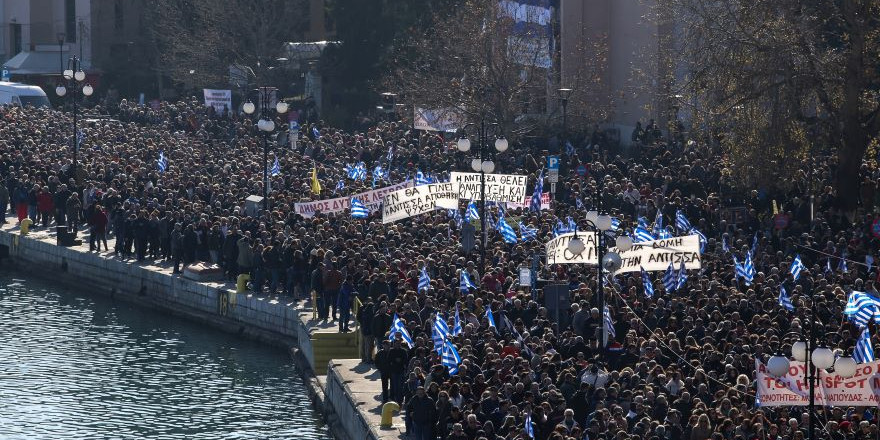Στο Μαξίμου το μεταναστευτικό - Αναβρασμός στο Β. Αιγαίο