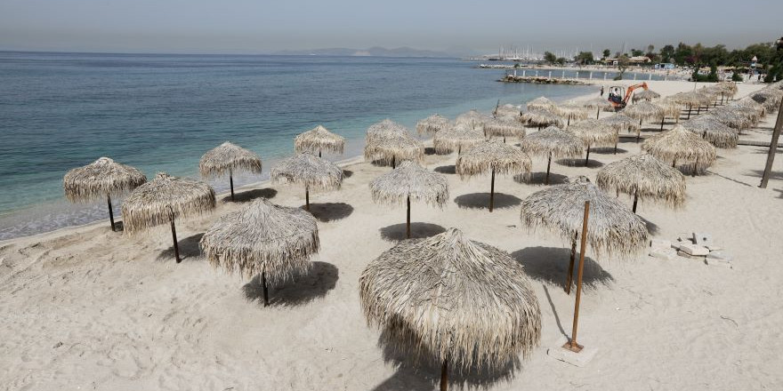 Ανοίγουν δωρεάν οργανωμένες παραλίες λόγω καύσωνα με πρωτοβουλία της Εταιρείας Ακινήτων Δημοσίου