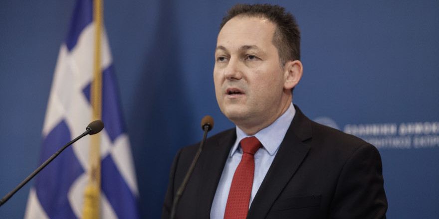 Υποχρεωτική χρήση μάσκας και στους εξωτερικούς χώρους των πλοίων