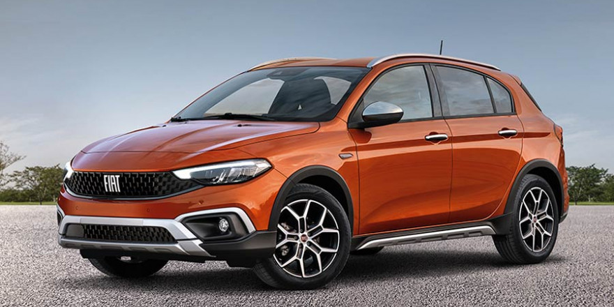Το Fiat Tipo δίνει έμφαση στην περιπέτεια με την έκδοση Cross
