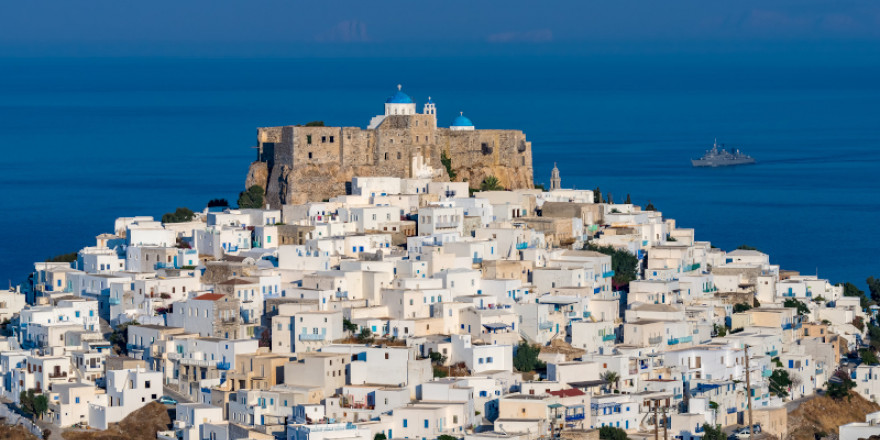 Observer: Η Αστυπάλαια στην κορυφή των εναλλακτικών προορισμών