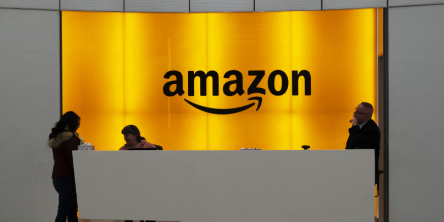 Amazon: Οι εργαζόμενοι στην εταιρεία καλούνται να απεργήσουν σε όλο τον κόσμο τη σημερινή Black Friday	