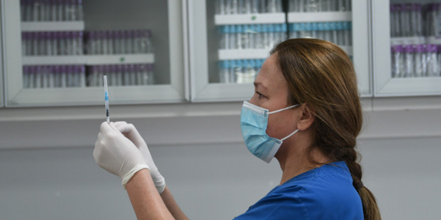 Από σήμερα τα ραντεβού για την 3η δόση του εμβολίου για όσους έχουν συμπληρώσει 5,5 μήνες από την δεύτερη