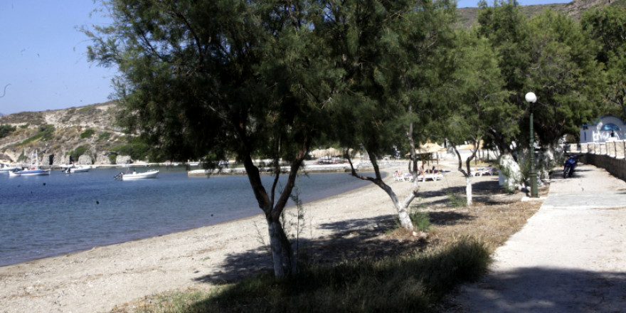 Τη Μήλο επιλέγουν οι συντάκτες του Conde Nast Traveller για τις καλοκαιρινές διακοπές του 2022