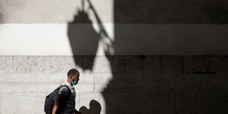DW: Το πορτογαλικό «δράμα» της μετάλλαξης Δέλτα