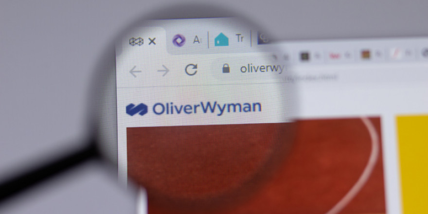 Oliver Wyman: Οι ελληνικές τράπεζες απέδειξαν ότι μπορούν να προσαρμοστούν σε ένα νέο μοντέλο λειτουργίας