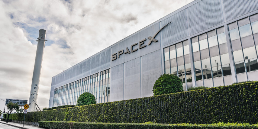 SpaceX: Πόσοι άνθρωποι έχουν βάλει το δορυφορικό ίντερνετ του Έλον Μασκ