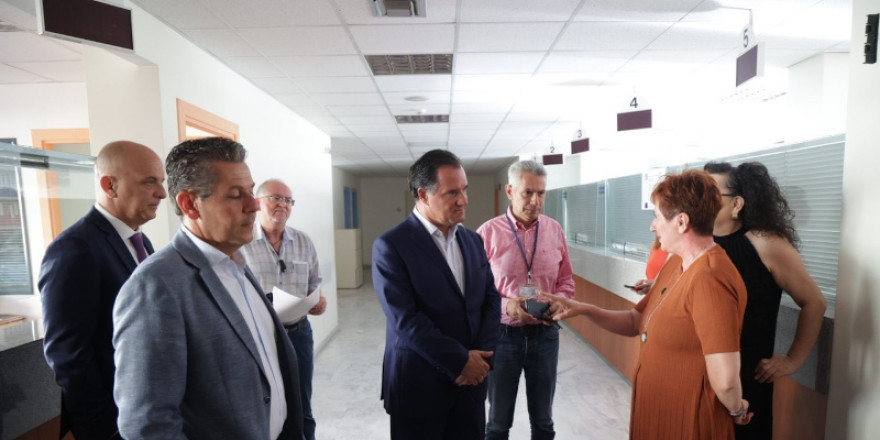 Επίσκεψη Γεωργιάδη στις δομές του e- ΕΦΚΑ, στο Ηράκλειο Κρήτης- «Η υγεία και η ασφάλεια των εργαζομένων δεν είναι πολυτέλεια»