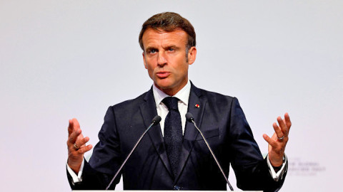 O Πρόεδρος της Γαλλίας, Ε. Μακρόν, στη Σύνοδο Κορυφής για ένα Νέο Παγκόσμιο Χρηματοπιστωτικό Σύμφωνο- Φωτογραφία AP Images