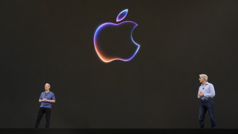 Το πάνελ της παρουσίασης στην εκδήλωση της Apple