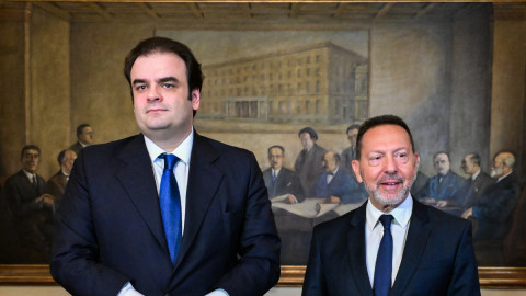 Φωτογραφία από τη συνάντηση Πιερρακάκη - Στουρνάρα