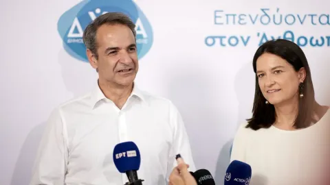 Κυριάκος Μητσοτάκης και Νίκη Κεραμέως