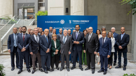 Η Masdar oδηγεί σε νέα εποχή ανάπτυξης την TEΡΝΑ ΕΝΕΡΓΕΙΑΚΗ, καθώς η μεγαλύτερη εταιρεία Ανανεώσιμων Πηγών Ενέργειας στην Ελλάδα αποχωρεί από το Χρηματιστήριο Αθηνών