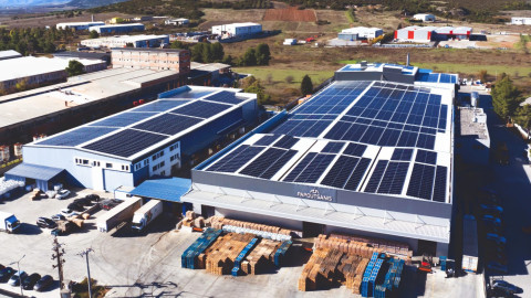 Παπουτσάνης