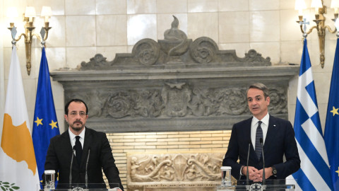 Ο πρόεδρος της Κύπρου με τον Κυριάκο Μητσοτάκη