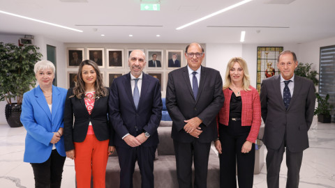 Ο Γιάννης Μπρατάκος τον πρέσβη του Μεξικού στην Ελλάδα, Αλεχάντρο Γκαρσία Μορένο