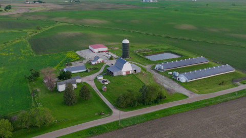 Οι φάρμα στην Αιόβα 