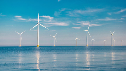 Αιολικό πάρκο στη Θάλασσα