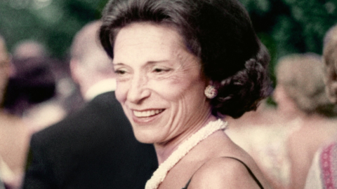 Doris Fisher 
