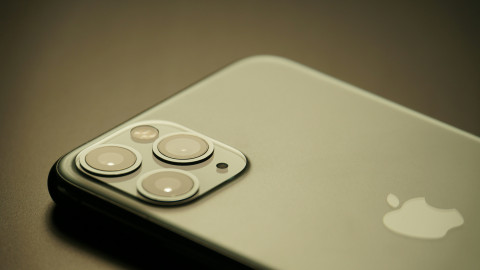 iPhone 17
