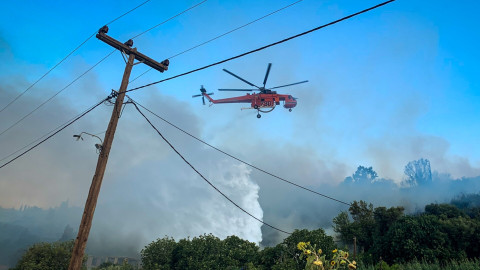 Ελικόπτερο για κατάσβεση φωτιάς στην Κεφαλονιά