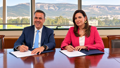 Με Κοινή Υπουργική Απόφαση (ΚΥΑ) των Υπουργών Περιβάλλοντος και Ενέργειας Σταύρου Παπασταύρου και Τουρισμού Όλγας Κεφαλογιάννη θεσμοθετείται από σήμερα το νέο Ειδικό Χωροταξικό Πλαίσιο για τον Τουρισμό 