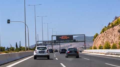 Κίνηση στην Εθνική Οδό Αθηνών - Κορίνθου