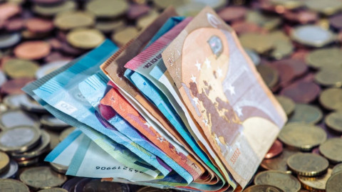 Επίδομα 400 ευρώ 