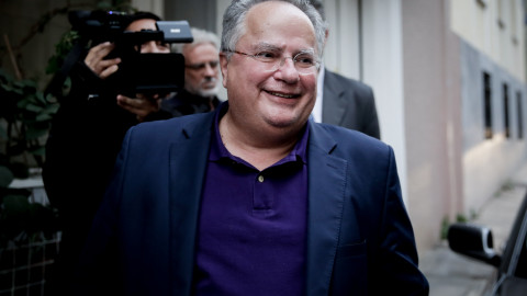 Ευθείες βολές κατά Καμμένου από Κοτζιά