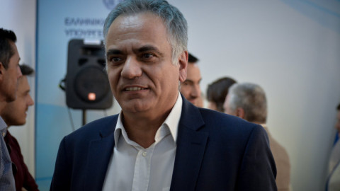 Βλέπει πλειοψηφία χωρίς Καμμένο ο Σκουρλέτης