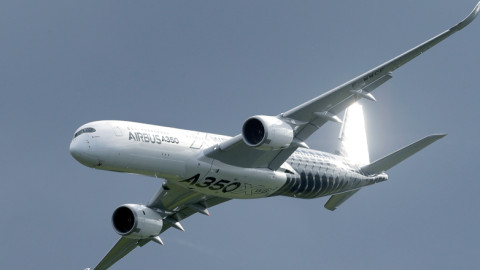 Airbus: Αναστέλλει την παραγωγή σε Γαλλία και Ισπανία