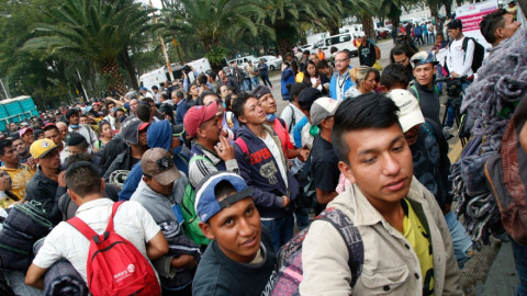 Πορεία προς τις ΗΠΑ πραγματοποιούν μετανάστες από το Μεξικό