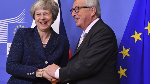 Χαμόγελα πριν τη Σύνοδο Κορυφής για το Brexit